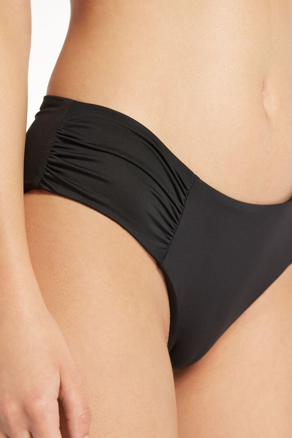 Black Black 019 Tezenis High-Waisted Bikini Briefs in Plain Hues with Side Shirring | 270659-XAF