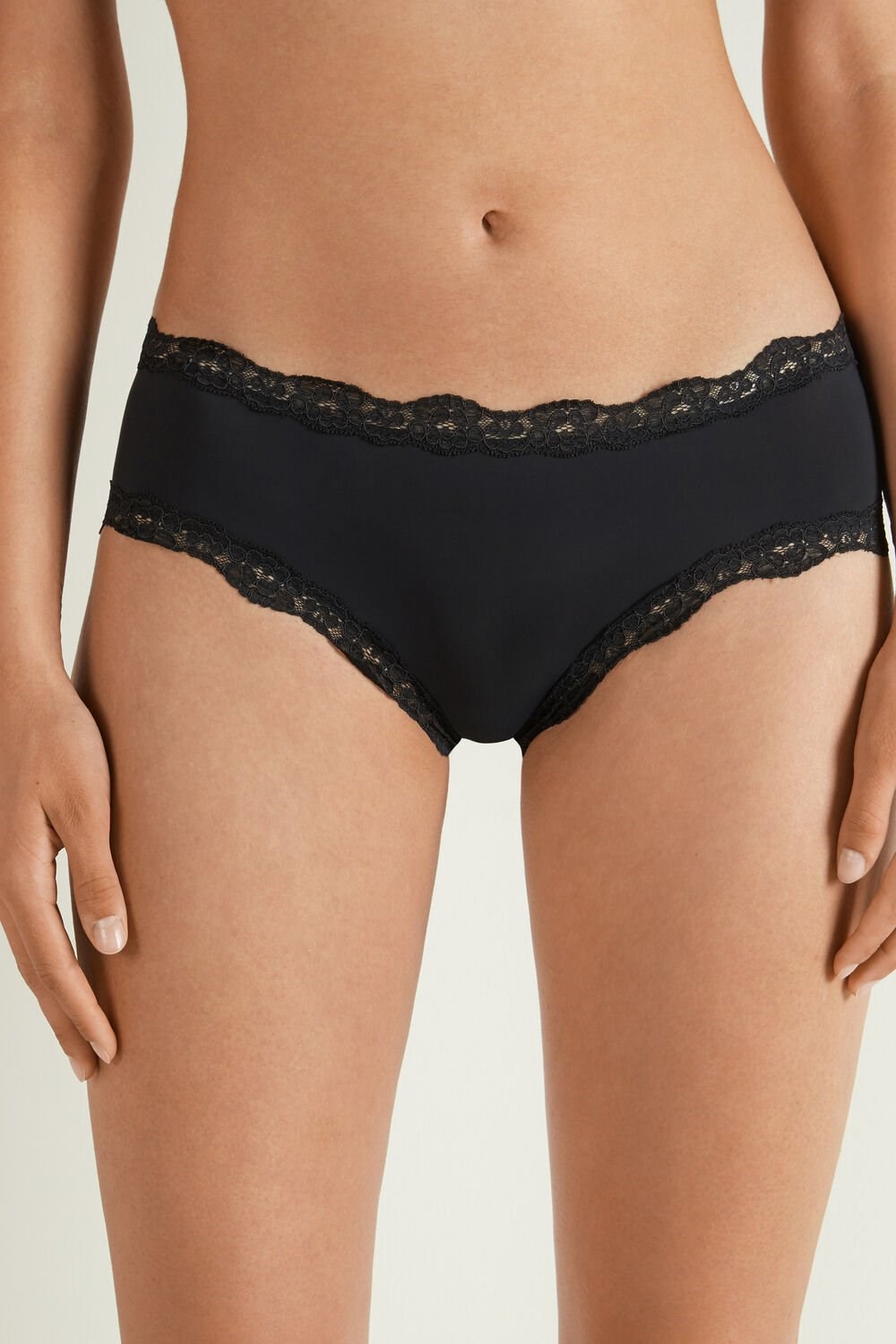 Black Black 019 Tezenis Lace and Microfiber Cheeky Hipster | 514279-GHM