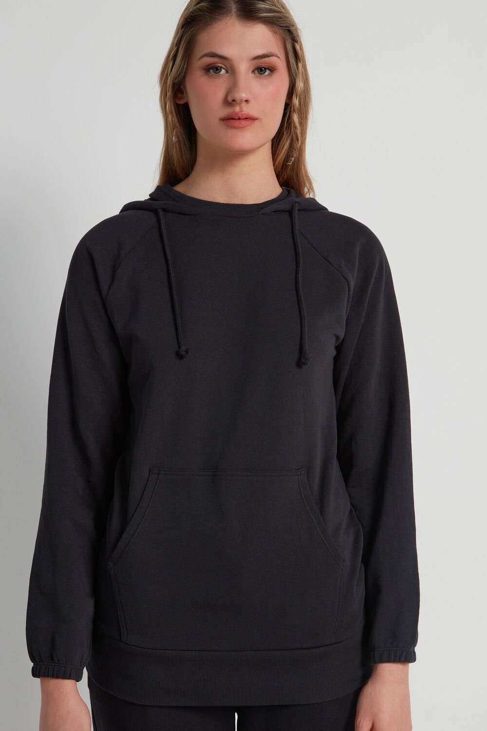 Black Black 019 Tezenis Long-Sleeve Hoodie with Large Pocket | 148723-QTD