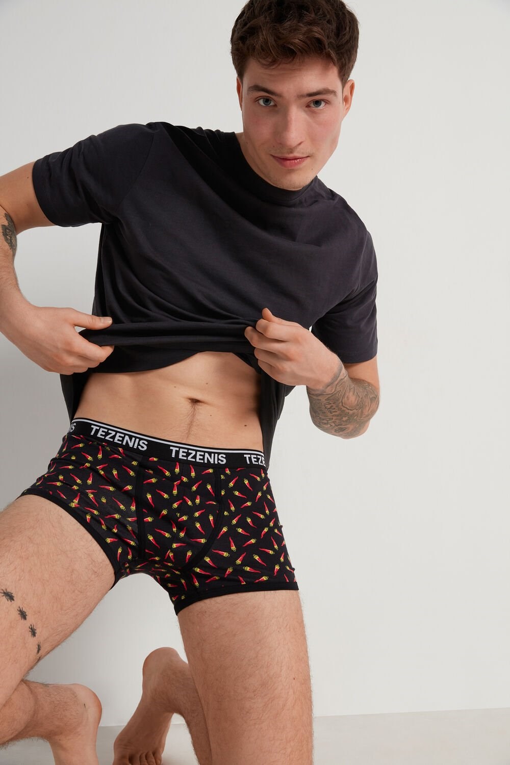 Black Black Croissant Print 549v Tezenis Printed Cotton Logo Boxers with Contrasting Trim | 163902-QIN