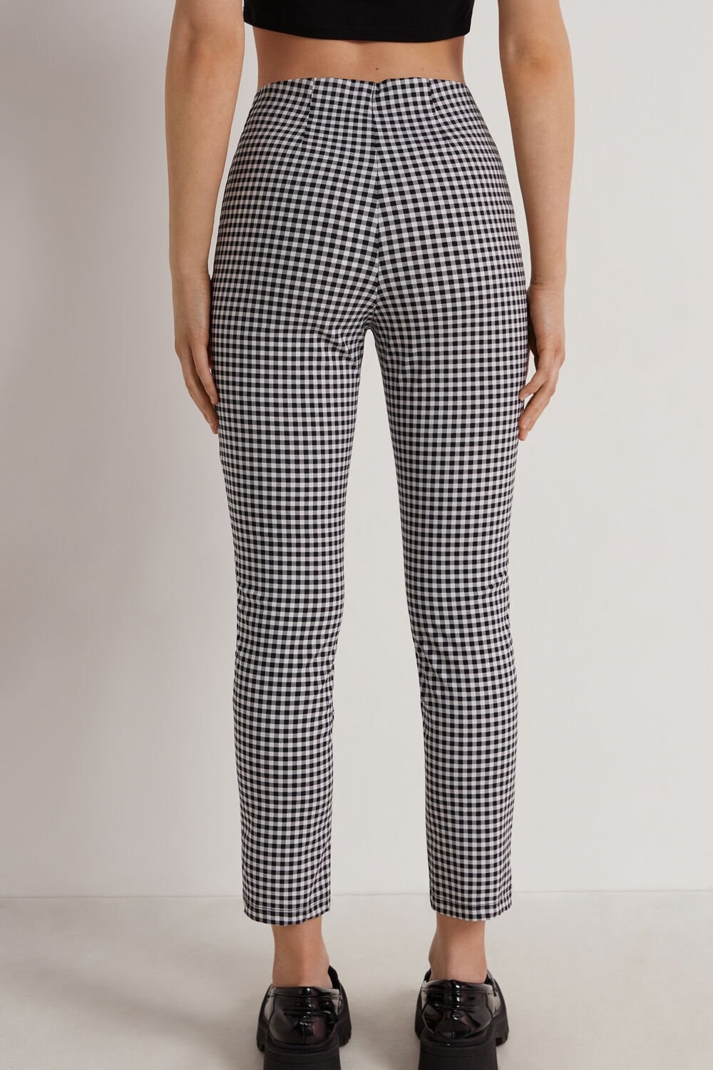 Black White/Black Gingham Print 611v Tezenis Printed Capri Leggings | 713465-IMQ