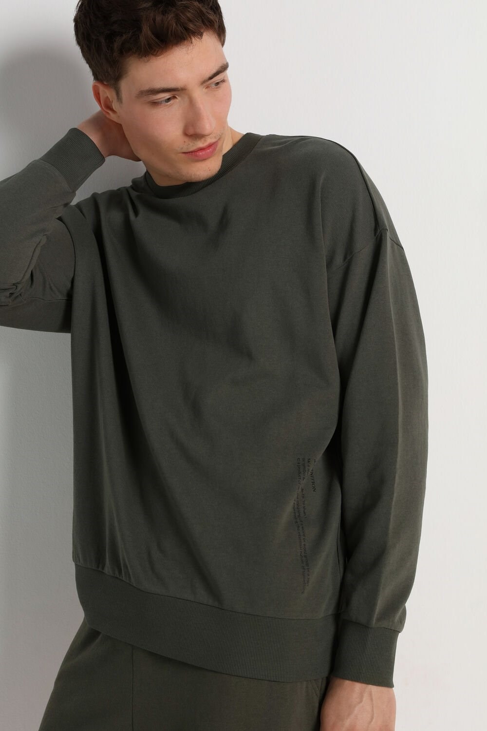 Black Winter Green/Black 439v Tezenis Long Sleeve Dropped Shoulder Sweatshirt with Text | 271563-CFO