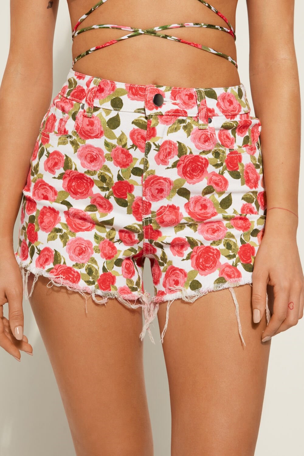 Floral Romantic Rose Print 598v Tezenis High Rise Frayed Denim Shorts | 238160-QIP