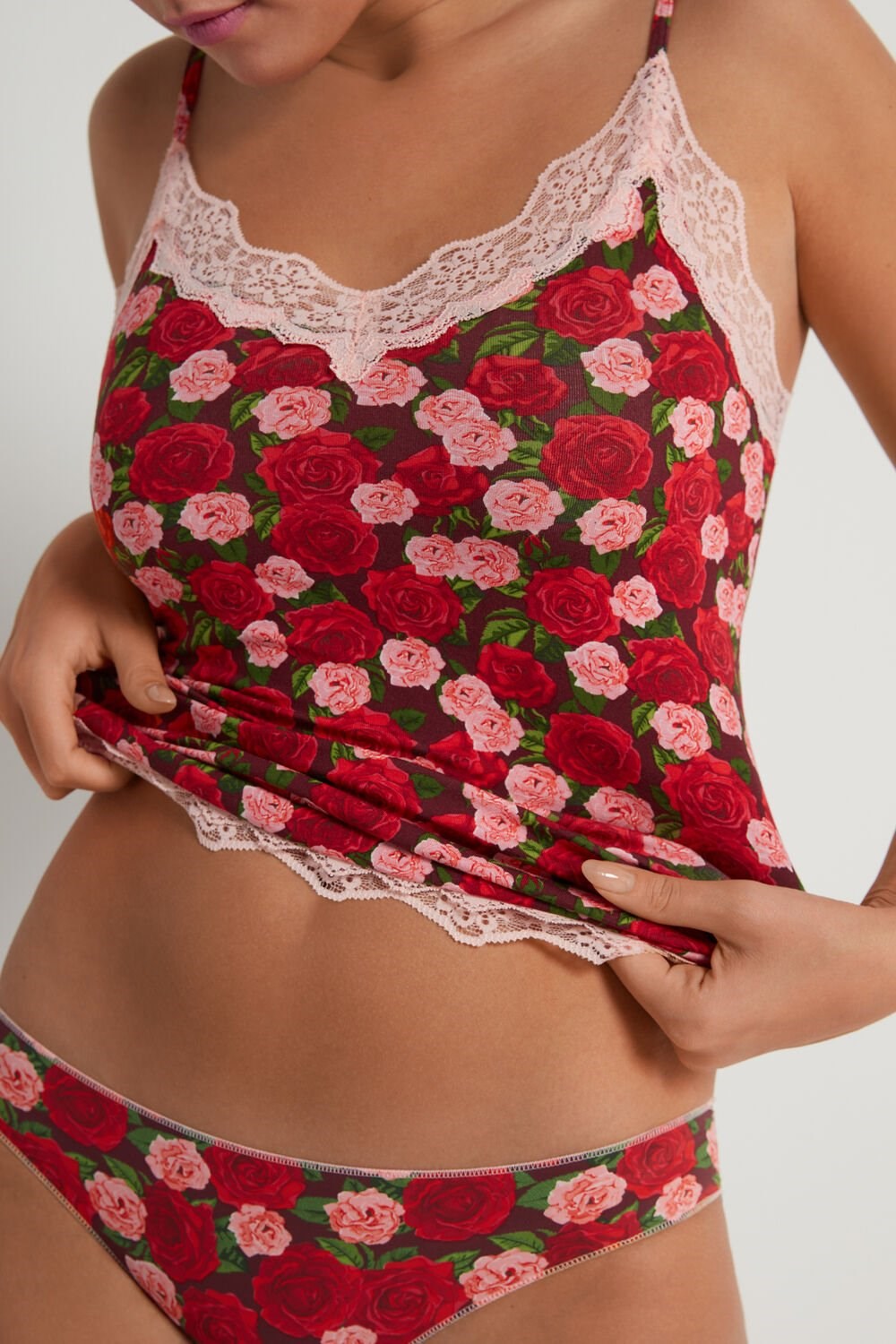 Red Rose Print 300v Tezenis V Neck Tank Top with Lace Insert | 920635-SAB