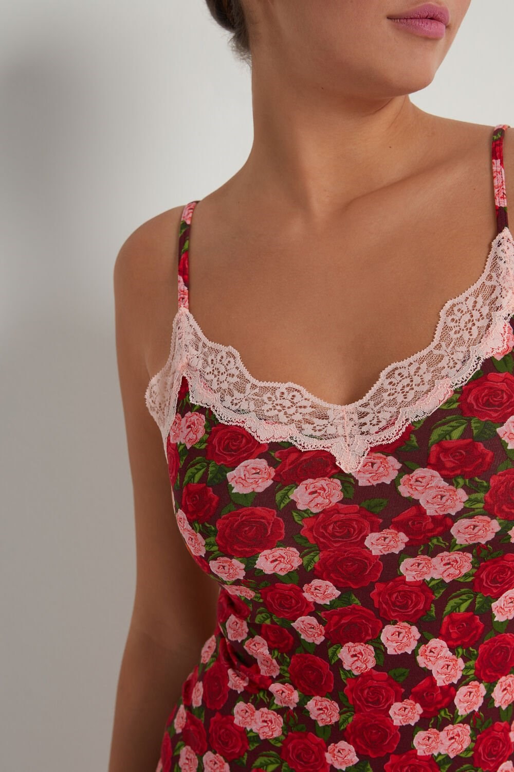 Red Rose Print 300v Tezenis V Neck Tank Top with Lace Insert | 920635-SAB